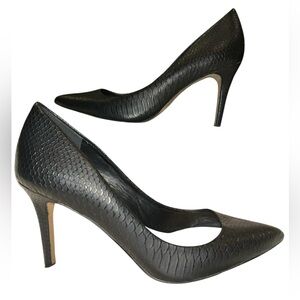 Jessica Simpson Classic Black Textured Pointed-Toe Heels